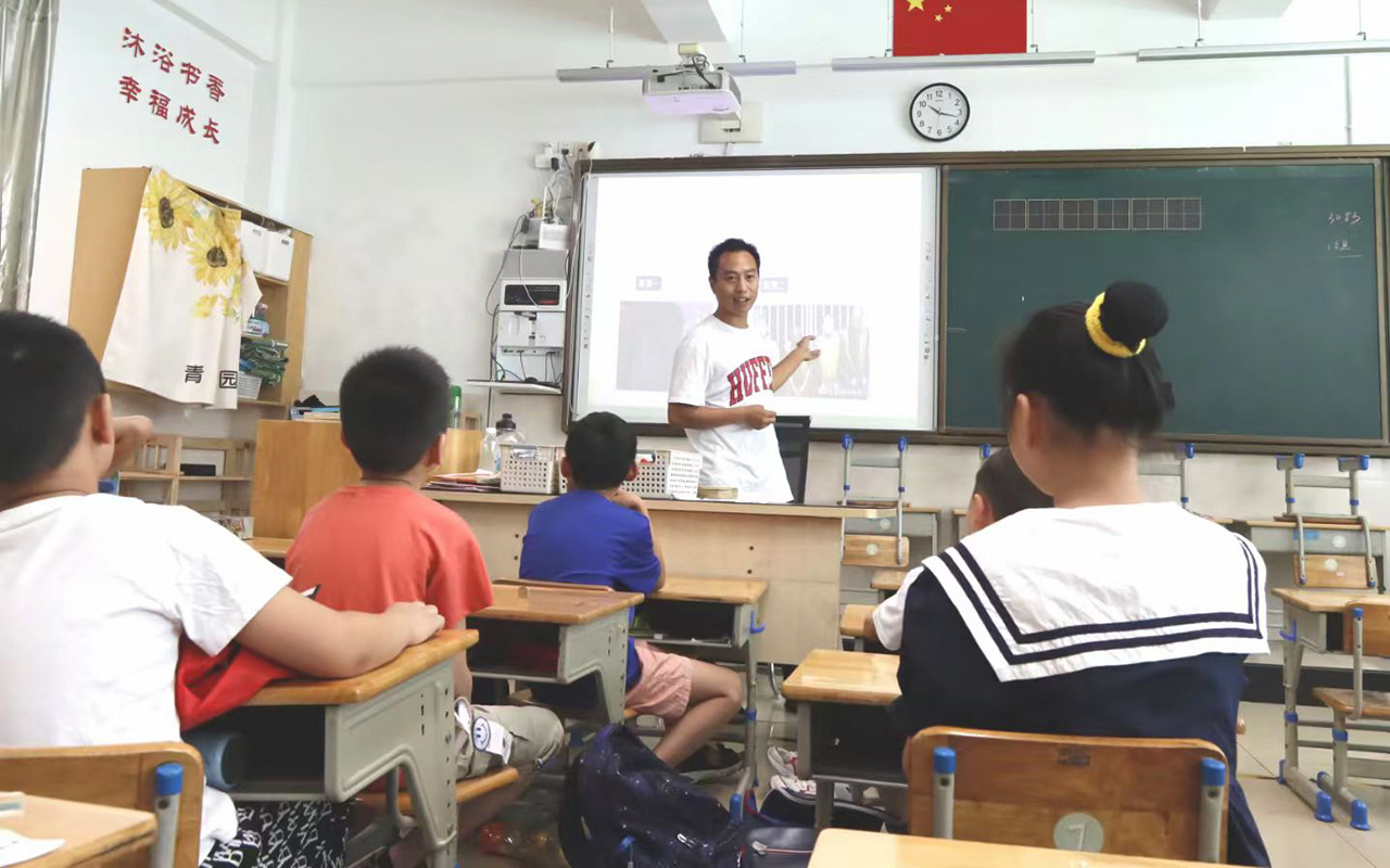 纳溪钟公庙中心小学
